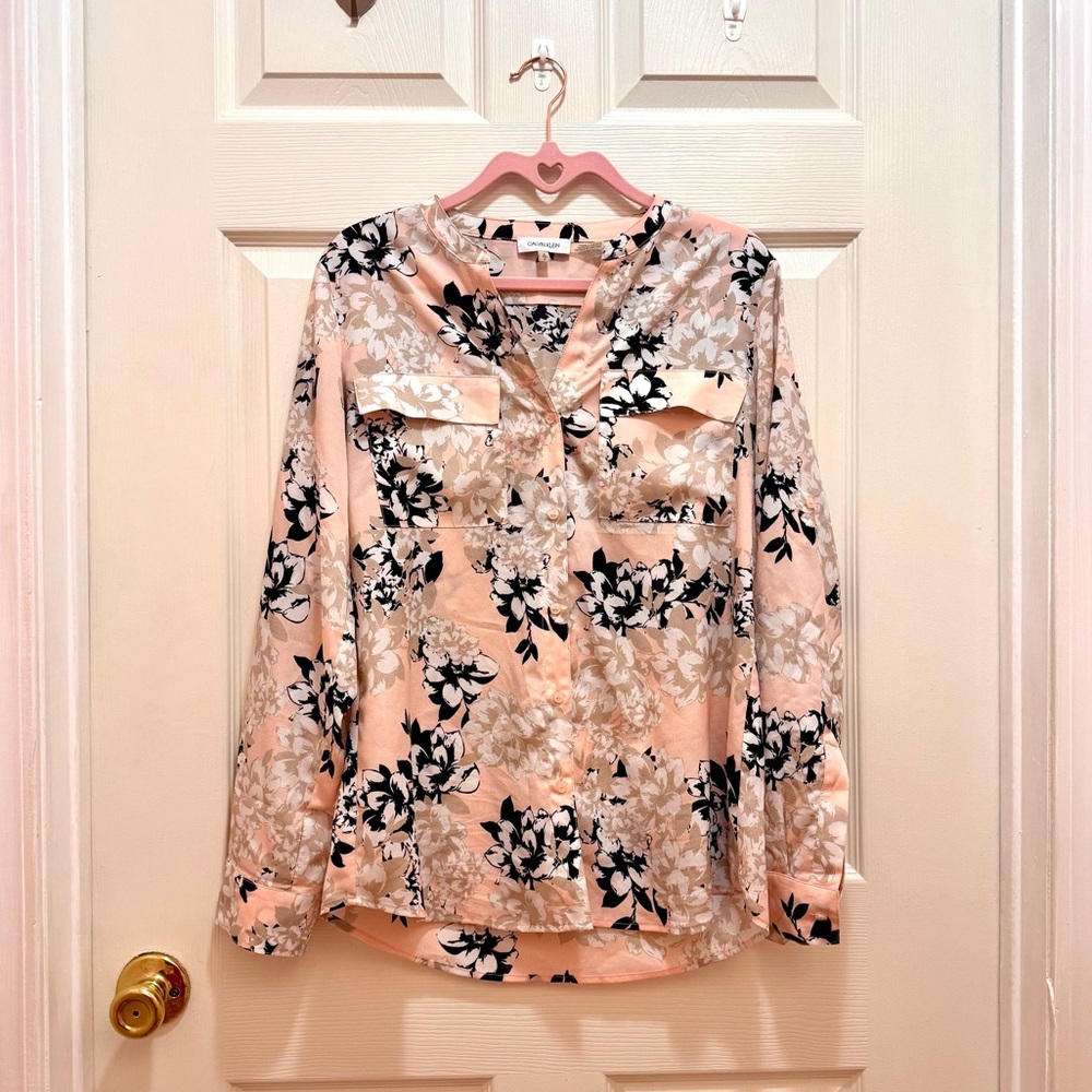 Calvin Klein Light Pink Floral Button-Up Blouse - Women’s Small